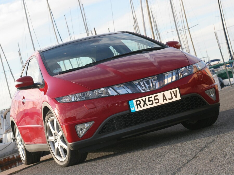 Honda Civic 8 хэтчбек